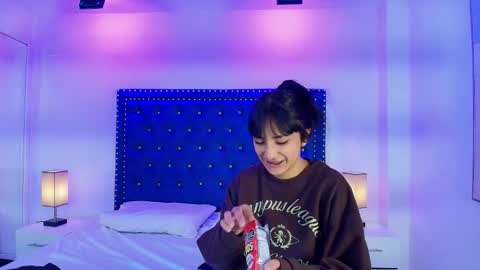 DAMIAN AND ROXANNE.  online show from 18, 2, 2026