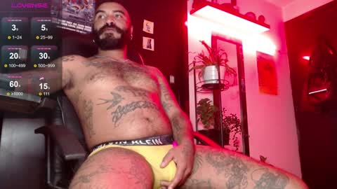 Snapshot of damian_darkside_ chatting on 4, 12, 2024 Damian online show from 4, 12, 2024