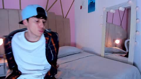 Snapshot of damian_n_maya chatting on 11, 3, 2025 Damian Maya online show from 11, 3, 2025