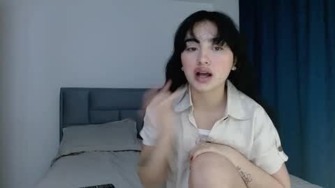 Snapshot of damian_n_maya chatting on 8, 10, 2025 Damian Maya online show from 8, 10, 2025