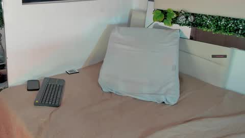 Snapshot of damian_queen chatting on 25, 9, 2025 damian key online show from 25, 9, 2025