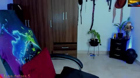 Snapshot of damian_torner chatting on 8, 2, 2025 Damian torner online show from 8, 2, 2025