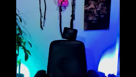 Snapshot of damian_torner chatting on 17, 9, 2025 Damian torner online show from 17, 9, 2025