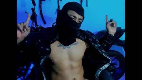 Snapshot of damian_torner chatting on 2, 10, 2025 Damian torner online show from 2, 10, 2025