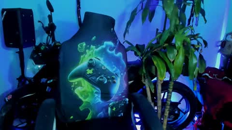 Snapshot of damian_torner chatting on 12, 10, 2025 Damian torner online show from 12, 10, 2025