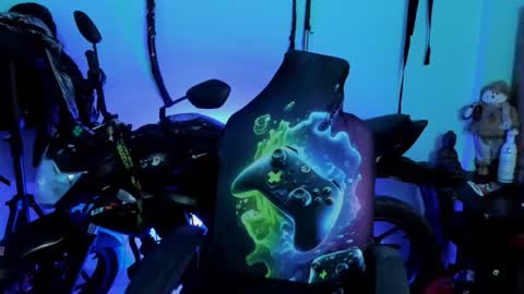 Snapshot of damian_torner chatting on 15, 10, 2025 Damian torner online show from 15, 10, 2025