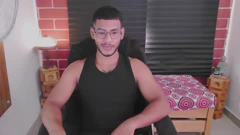 Snapshot of damiann_rees chatting on 5, 3, 2025 instagram damiannreed. online show from 5, 3, 2025