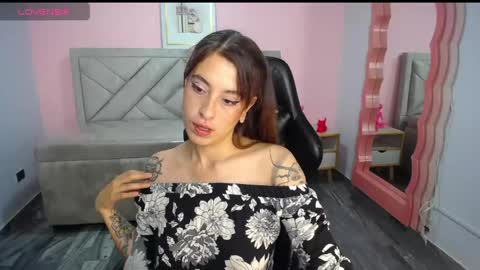 Snapshot of damiaoshun_ch chatting on 28, 4, 2026 Damia online show from 28, 4, 2026