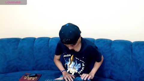Snapshot of damibright chatting on 14, 12, 2024 LIAM online show from 14, 12, 2024