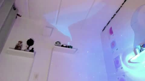 Snapshot of damn_that_booty chatting on 28, 4, 2026 Criss online show from 28, 4, 2026