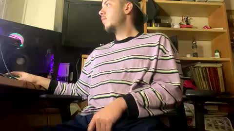 Snapshot of damncore chatting on 20, 12, 2025 damncore online show from 20, 12, 2025