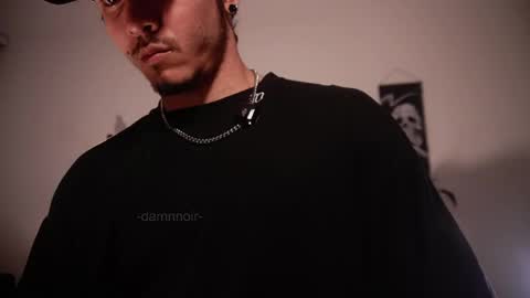 Snapshot of damnnoir chatting on 18, 4, 2026 insta damn8 --- ----- online show from 18, 4, 2026