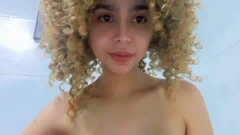 damnperfectxx online show from 25, 4, 2026