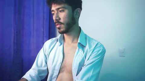 damon_frost online show from 4, 1, 2025