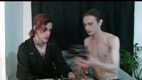 Snapshot of dan_yagami chatting on 25, 12, 2024 Dan and Noah online show from 25, 12, 2024