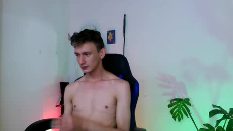 Snapshot of dan_yagami chatting on 25, 9, 2025 Dan and Noah online show from 25, 9, 2025