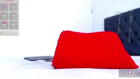 danna online show from 8, 3, 2025