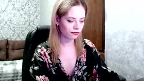 Dana SmileX online show from 9, 7, 2026
