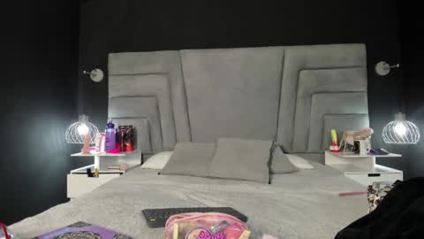 Snapshot of danaandthamaraangels chatting on 7, 12, 2024 online show from 7, 12, 2024