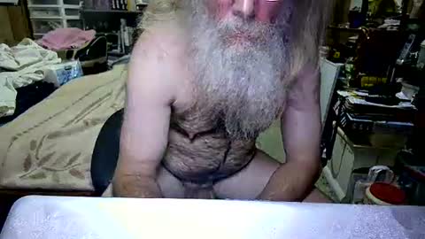 Snapshot of danagm chatting on 16, 11, 2025 Dana online show from 16, 11, 2025