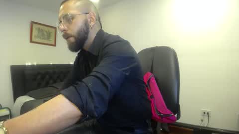 Snapshot of danbury44 chatting on 6, 2, 2026 danbury online show from 6, 2, 2026