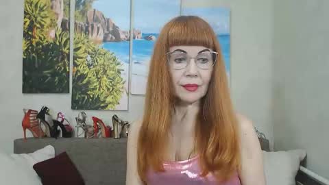 Snapshot of danceglory chatting on 25, 5, 2026 Danceglory online show from 25, 5, 2026