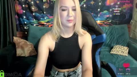 dances_queen online show from 1, 3, 2026