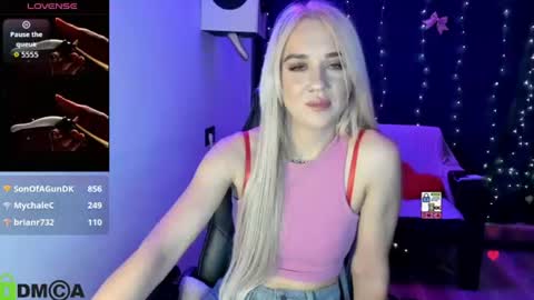dances_queen online show from 29, 6, 2026