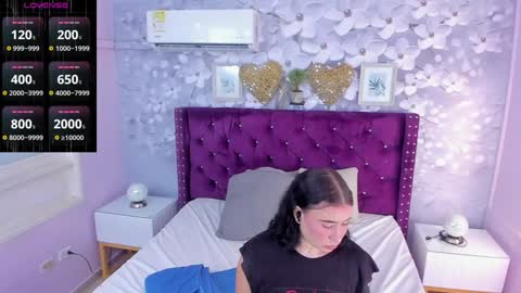 Snapshot of danee_19 chatting on 4, 2, 2025 Daniela online show from 4, 2, 2025