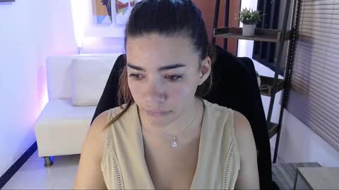 Veronica online show from 6, 10, 2025