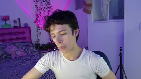 Snapshot of dani_dancer chatting on 5, 7, 2026 Dani Dancer online show from 5, 7, 2026