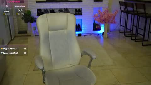 dani_kittys online show from 28, 7, 2026