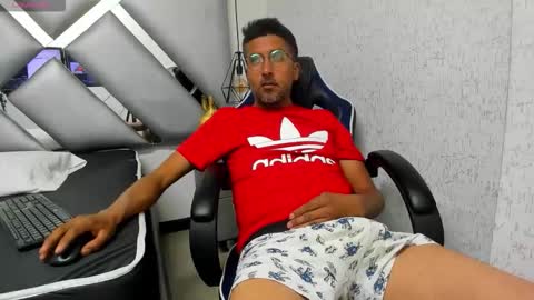 Snapshot of danidick_vc chatting on 5, 12, 2025 danidick_vc online show from 5, 12, 2025