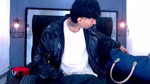 Daniel Delux  online show from 3, 12, 2025