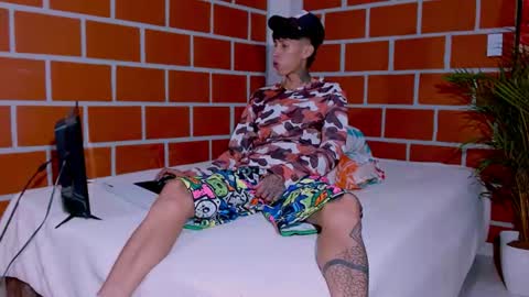 Snapshot of daniel_deluxx chatting on 8, 7, 2026 daniel_deluxx online show from 8, 7, 2026