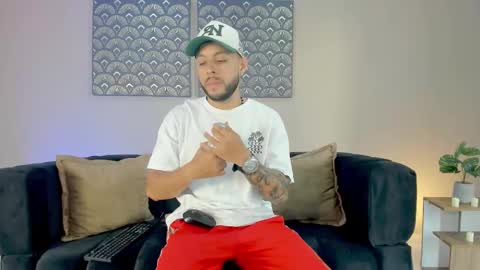 daniel_kingxxx online show from 28, 2, 2026