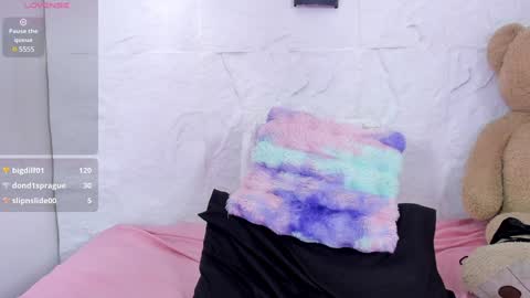 Snapshot of daniela_mendozza chatting on 2, 1, 2025 Dani online show from 2, 1, 2025