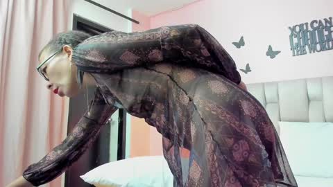 Snapshot of daniela_xue chatting on 1, 2, 2025 lorena online show from 1, 2, 2025