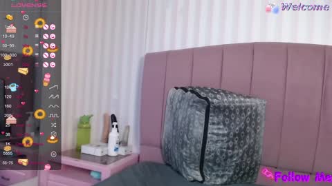 Snapshot of danielaa_a chatting on 7, 2, 2025 Daniela online show from 7, 2, 2025