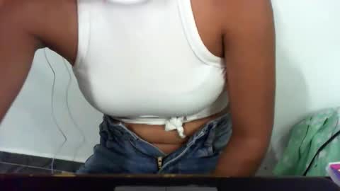 Snapshot of danielaa_foxx chatting on 19, 12, 2025 danielaa_foxx online show from 19, 12, 2025