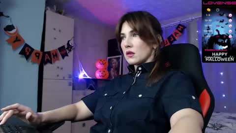 Snapshot of danielacooperx chatting on 2, 11, 2025 Daniela Cooper online show from 2, 11, 2025