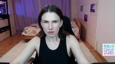 Daniela Cooper online show from 28, 5, 2026
