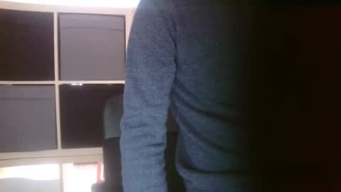 Snapshot of danielbt28 chatting on 1, 3, 2025 danielbt28 online show from 1, 3, 2025