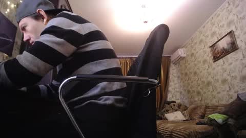 Snapshot of danielgraysoon chatting on 2, 3, 2025 Daniel Grayson online show from 2, 3, 2025