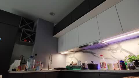 Daniel Kraig online show from 9, 1, 2026