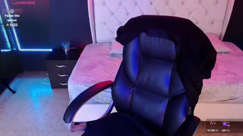 Danielle Smith online show from 21, 2, 2025