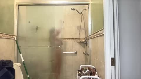 Snapshot of daniellealexa chatting on 9, 10, 2025 daniellealexa online show from 9, 10, 2025