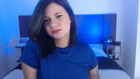 daniellerain online show from 5, 3, 2025