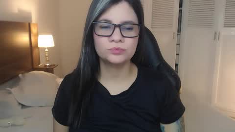 daniellerain online show from 28, 4, 2026