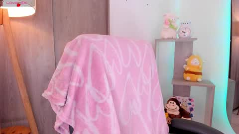 Snapshot of daniellerose_ chatting on 27, 9, 2025 Danielle Rose online show from 27, 9, 2025